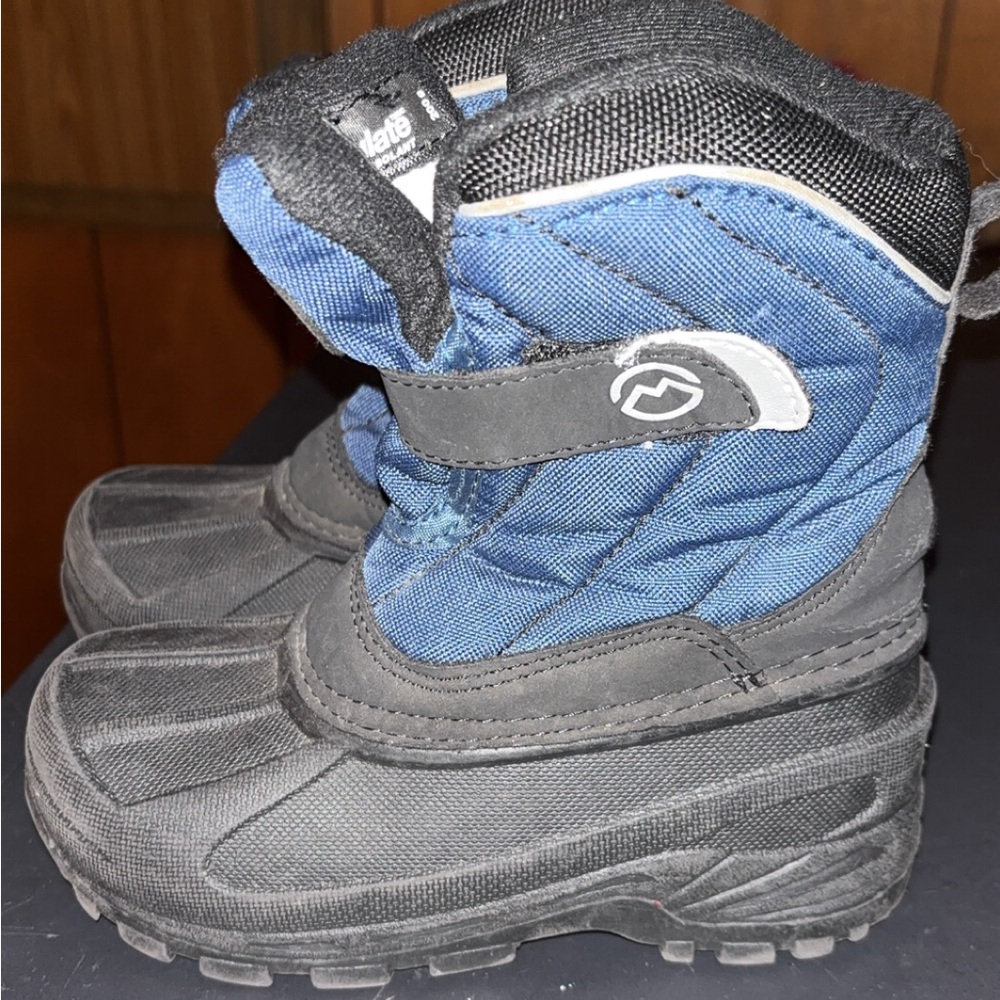 3M Thinsulate Kids Boots - Blue and Black